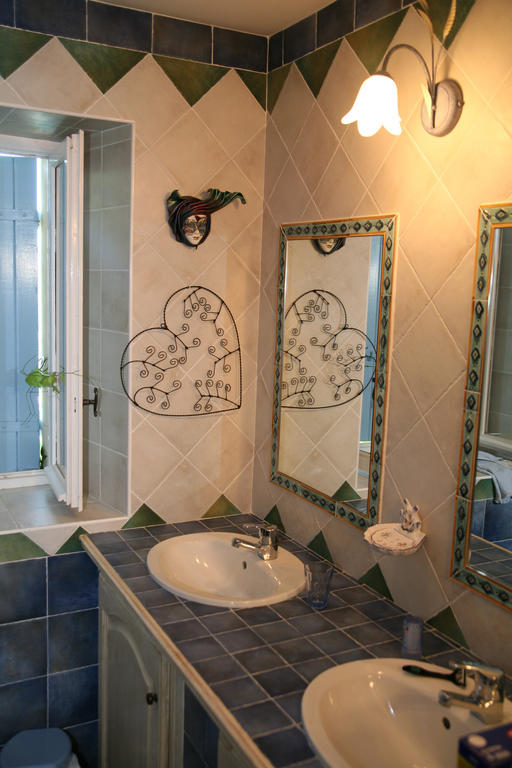 Hotel Mas Des Sources Visan Pokoj fotografie
